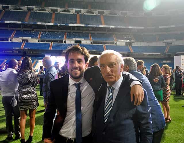 Manuel Pereira, corresponsal en España del diario deportivo portugués A Bola, en el Santiago Bernabéu